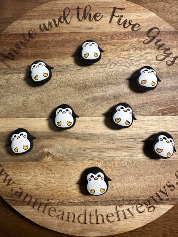 3d penguin focal bead